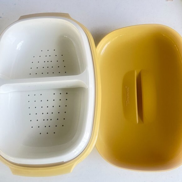 Vtg Tupperware 4Pc Microwave Steamer Strainer HarvestGold Bowl Set Divider & Lid - Picture 2 of 8